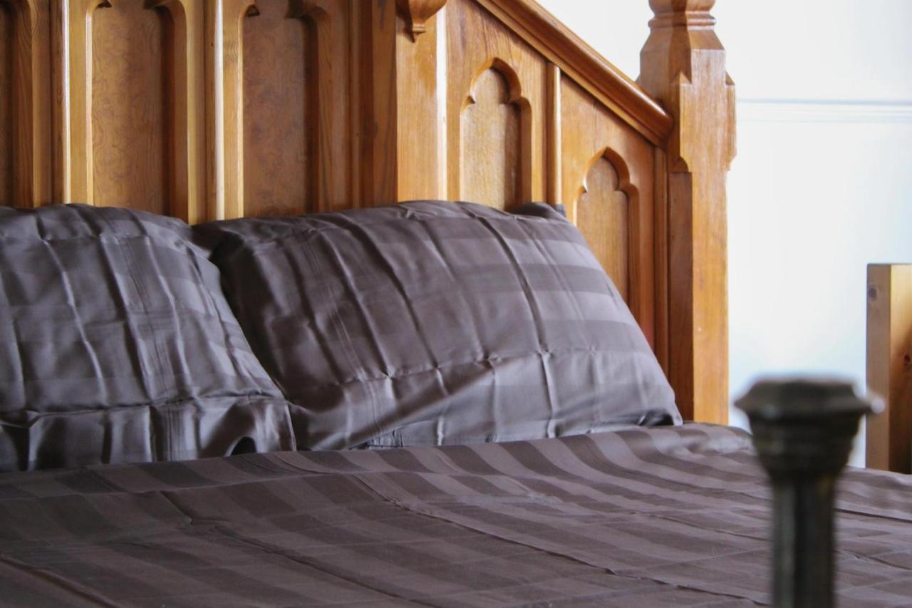 Lavish 2 Bed Sleeps 5 Near Lanark Apartment Carstairs Exterior photo